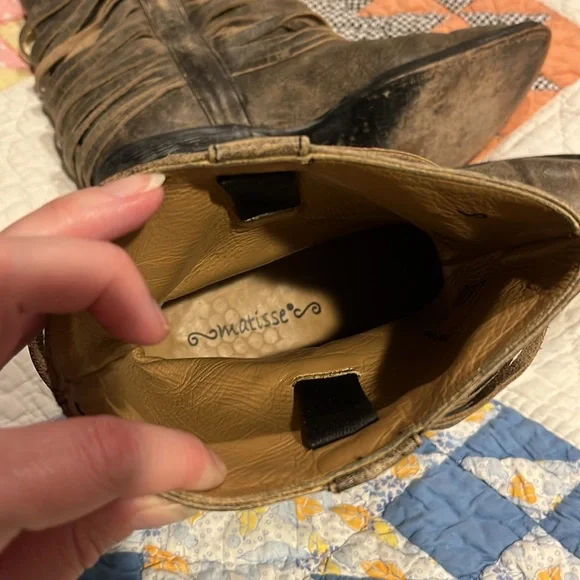 Matisse Distressed Layered Leather Fringe Festival Cowboy Booties - Picture 10 of 12